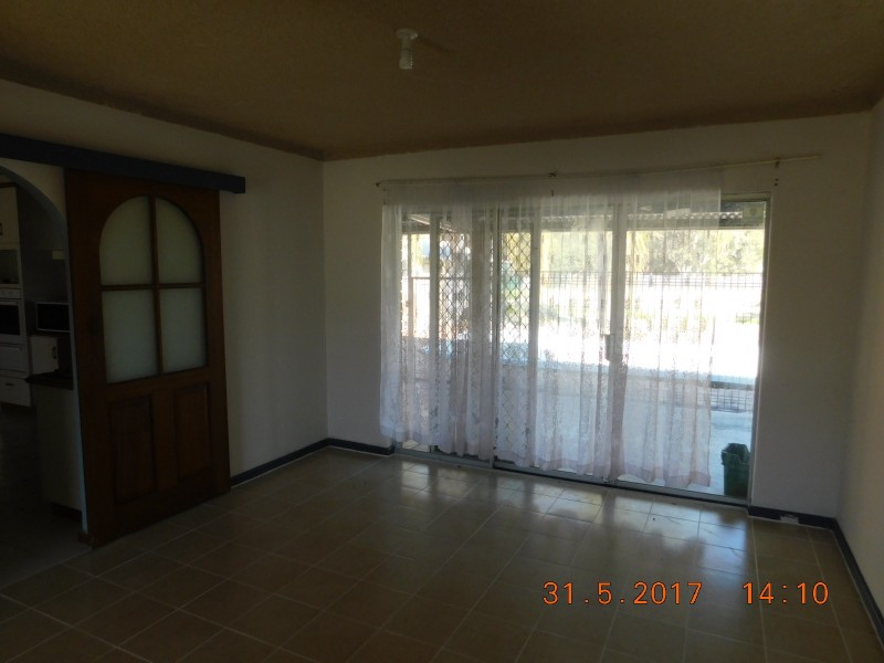 21 West Pde, Hazelmere WA 6055