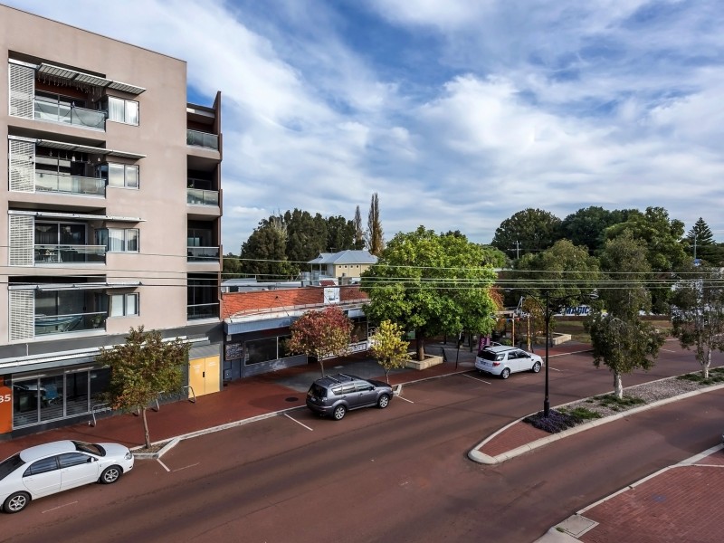 208/80 Old Perth Rd, Bassendean WA 6054