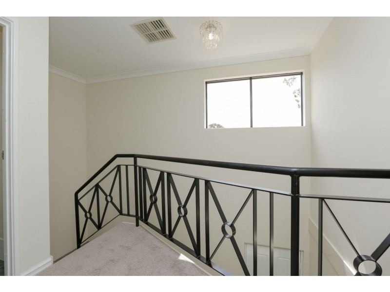 7/19 Neville Street, Bayswater WA 6053