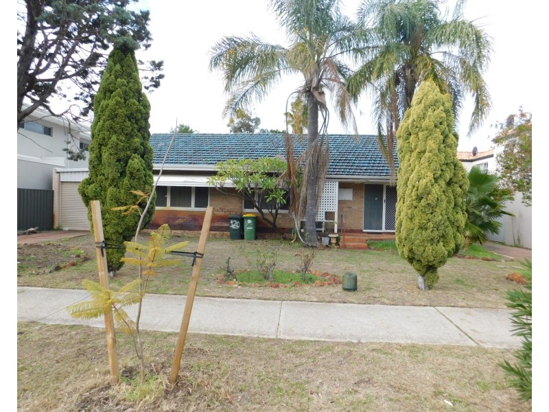 120 Mary St, Como WA 6152