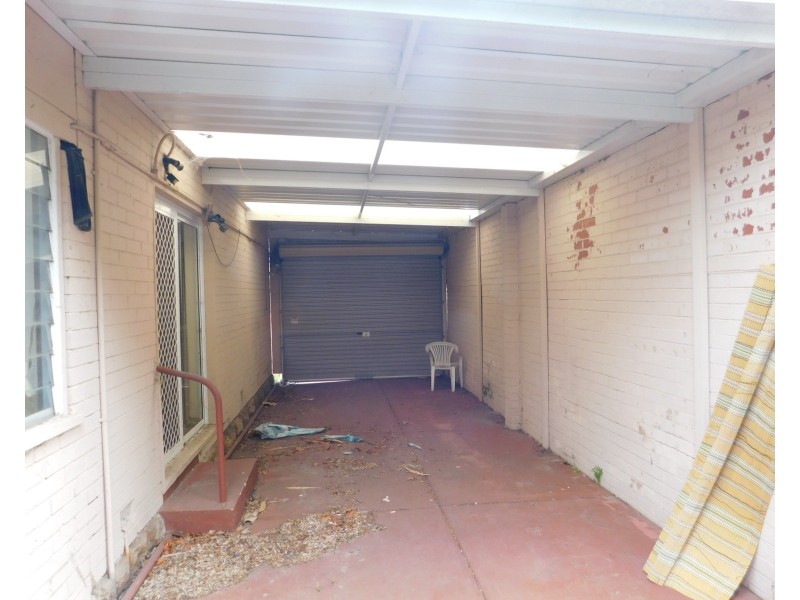 120 Mary St, Como WA 6152