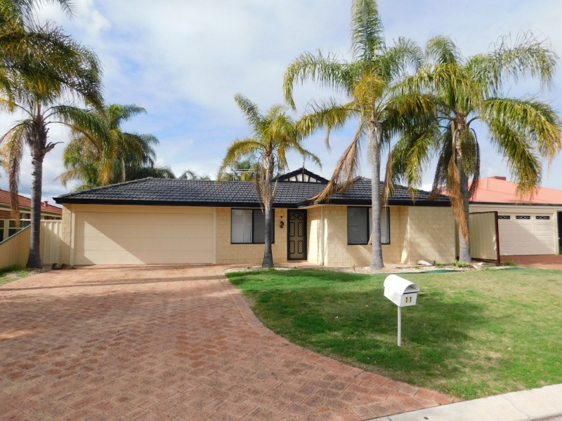 11 Nooyan Cl, South Guildford WA 6055