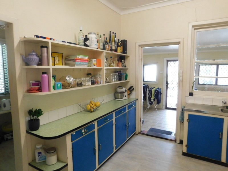 351 Stirling St, Highgate WA 6003