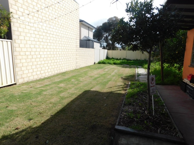 351 Stirling St, Highgate WA 6003