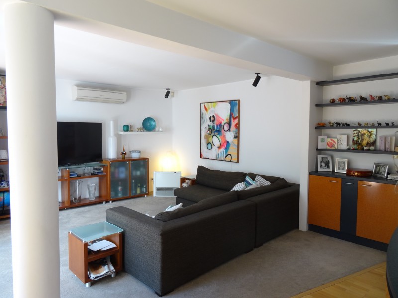 2/2 Johnson Rd, Maylands WA 6051