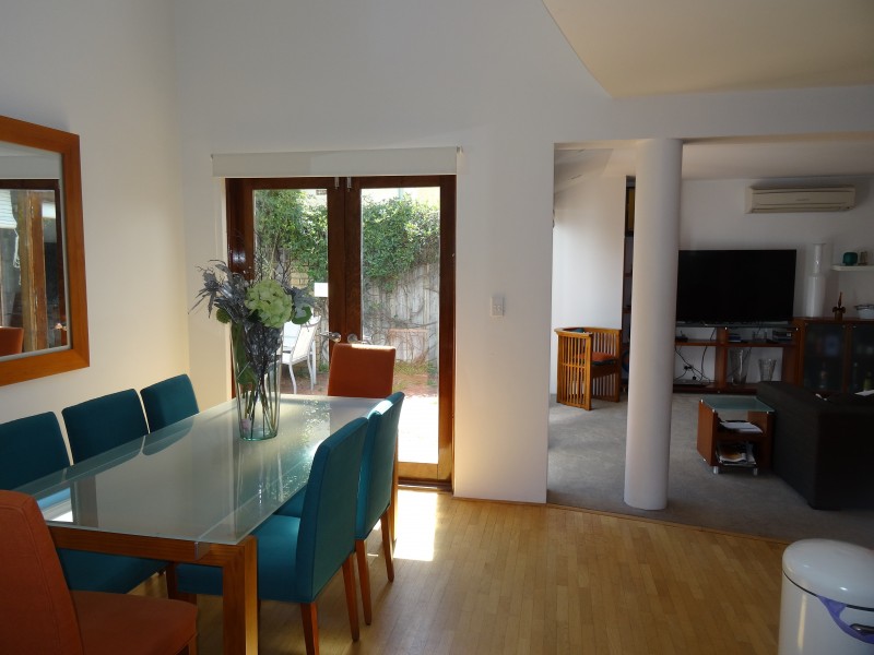 2/2 Johnson Rd, Maylands WA 6051