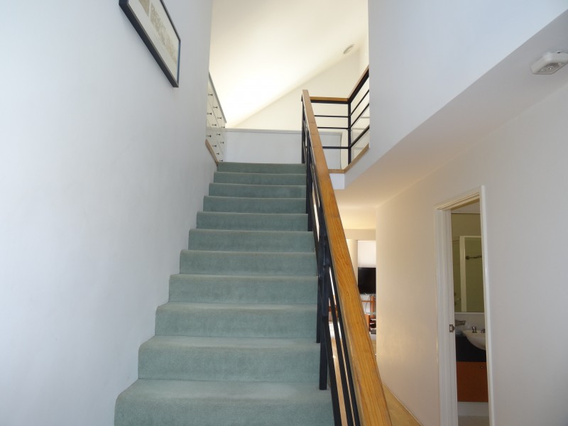 2/2 Johnson Rd, Maylands WA 6051