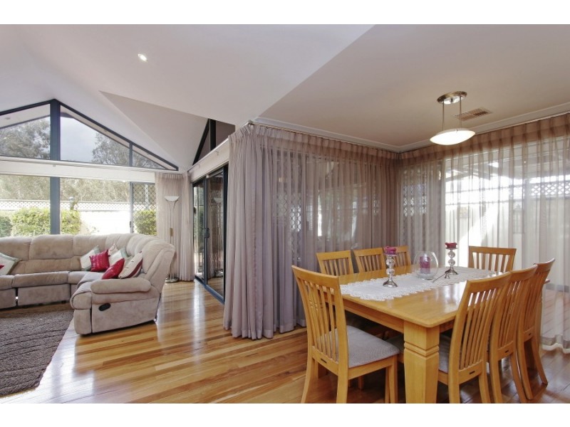 7D Turner Rd, Kelmscott WA 6111