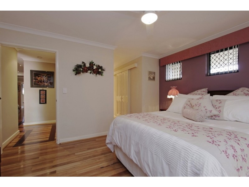 7D Turner Rd, Kelmscott WA 6111