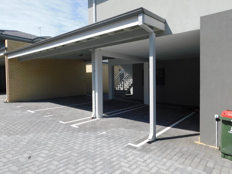 4/107 Odin Rd, Innaloo WA 6018