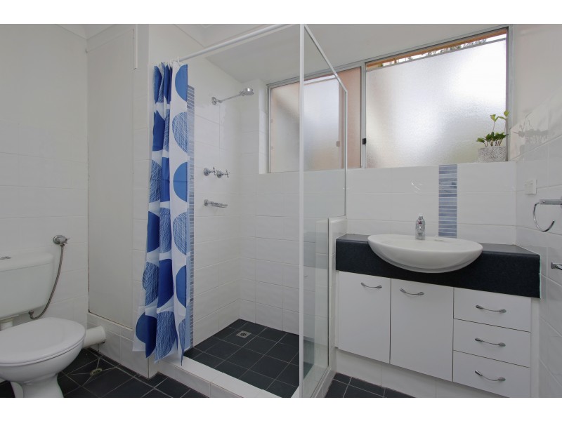 6/71 Golf View St, Yokine WA 6060