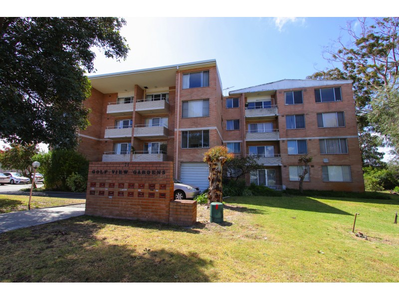 6/71 Golf View St, Yokine WA 6060