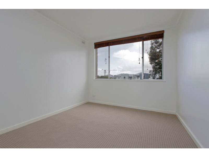 6/71 Golf View St, Yokine WA 6060
