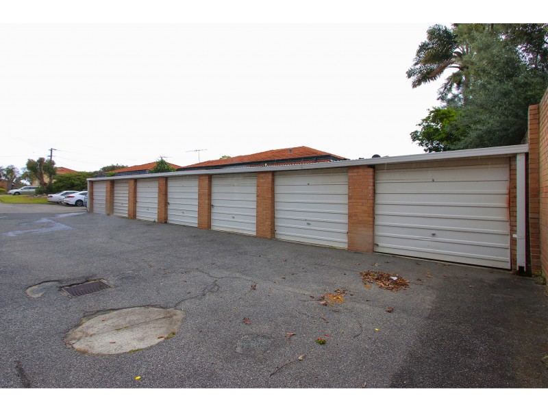 6/71 Golf View St, Yokine WA 6060