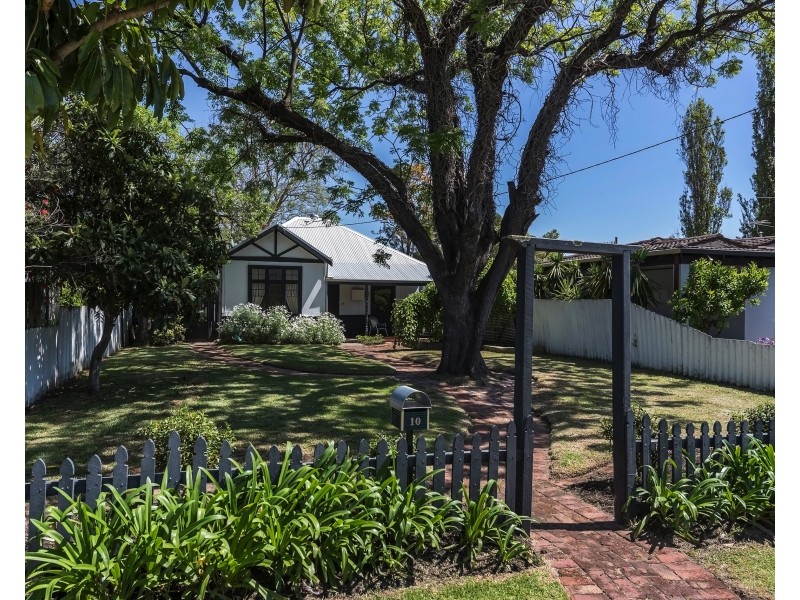 10 Cyril St, Bassendean WA 6054