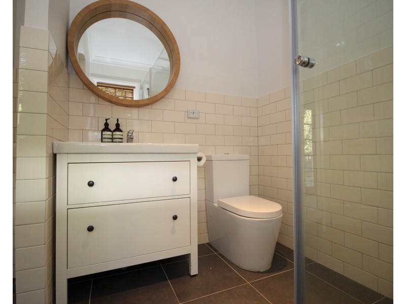 21 Station St, Guildford WA 6055