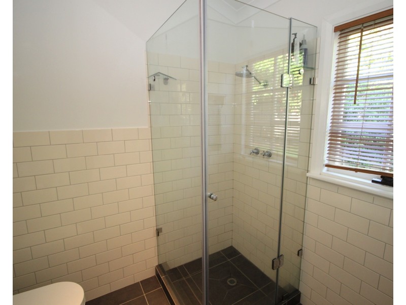 21 Station St, Guildford WA 6055