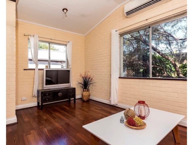 138 Queens Rd, South Guildford WA 6055