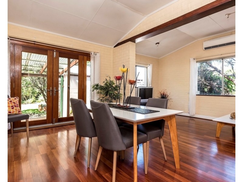 138 Queens Rd, South Guildford WA 6055