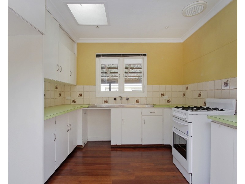 29 Colne Way, Girrawheen WA 6064