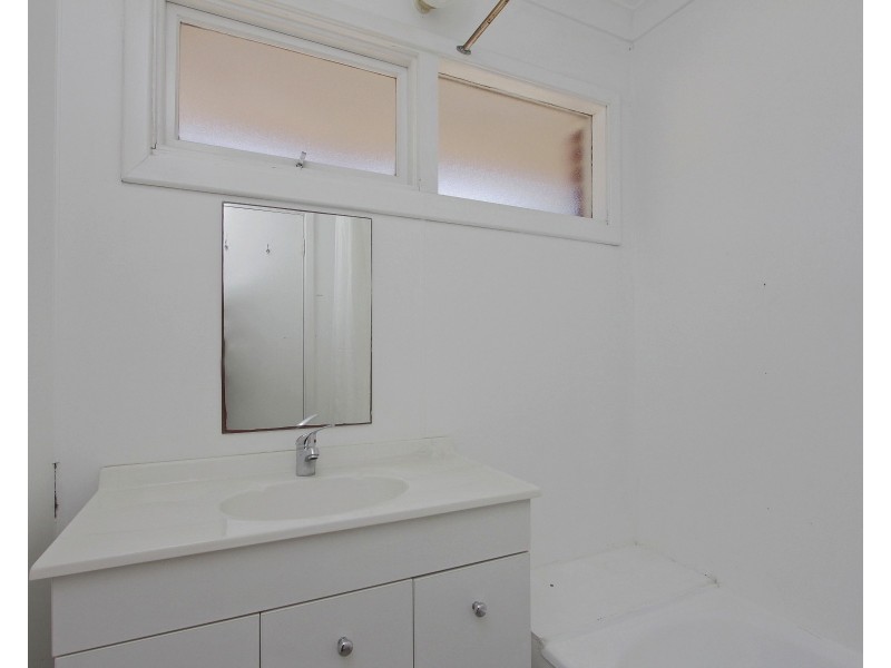 29 Colne Way, Girrawheen WA 6064