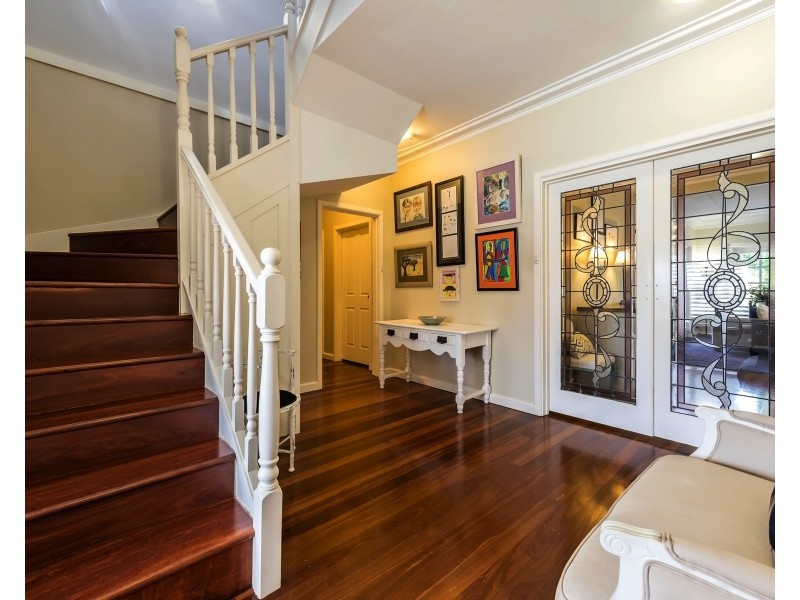 147 River View Ave, South Guildford WA 6055