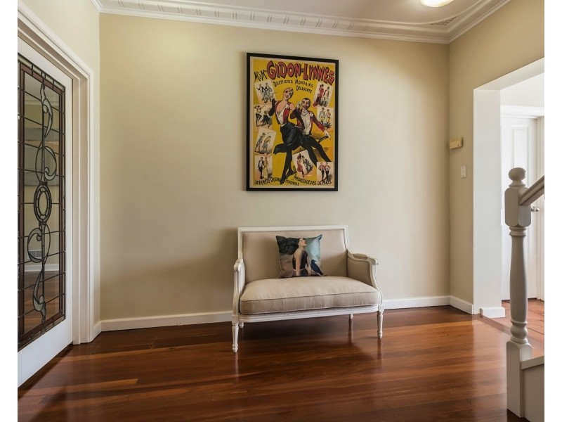 147 River View Ave, South Guildford WA 6055