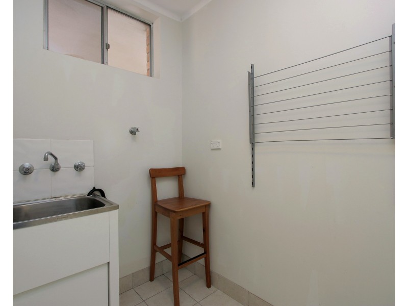 6/71 Golf View St, Yokine WA 6060