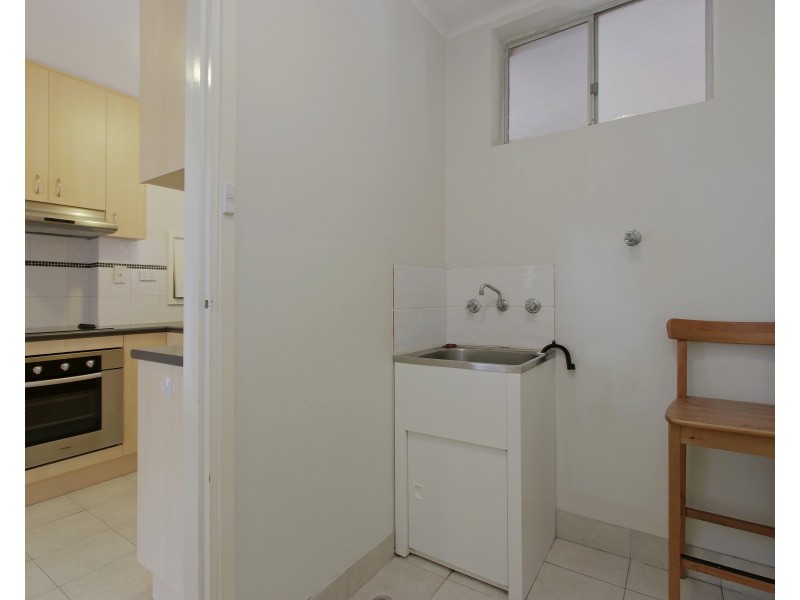 6/71 Golf View St, Yokine WA 6060