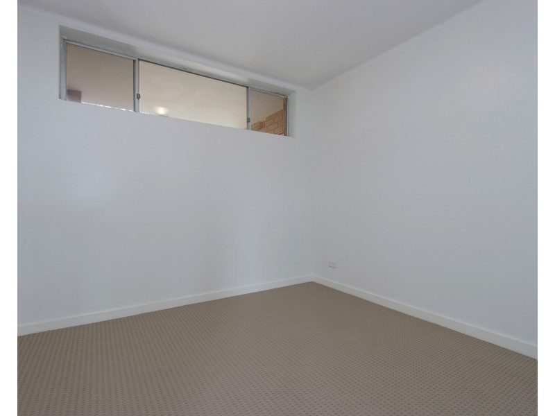 6/71 Golf View St, Yokine WA 6060