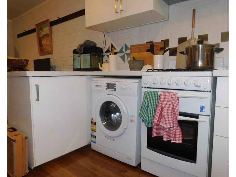 4/12 Tenth Ave, Maylands WA 6051