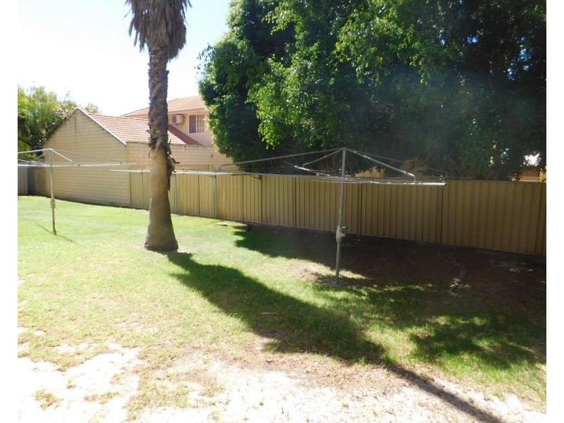 4/12 Tenth Ave, Maylands WA 6051