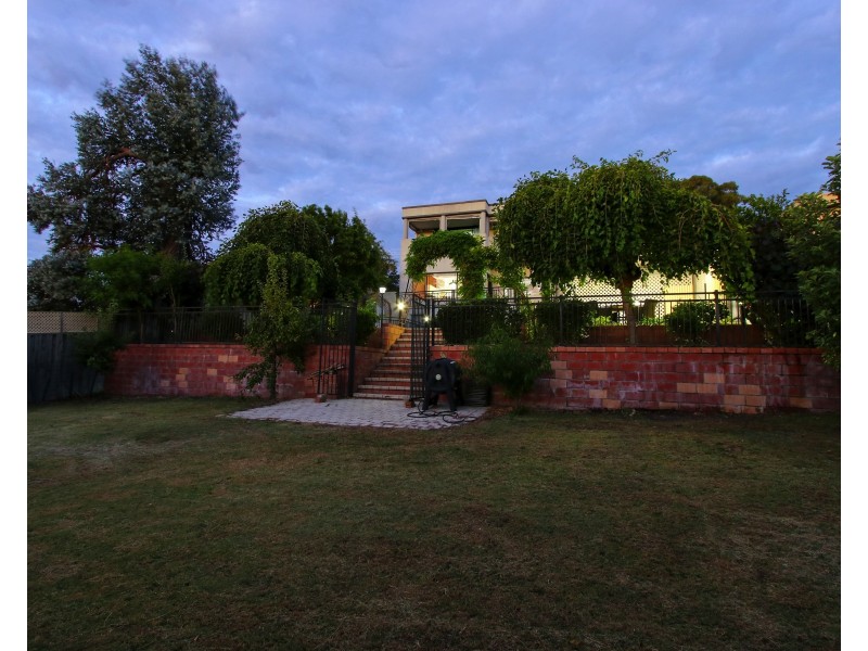 147 Coode St, Bayswater WA 6053