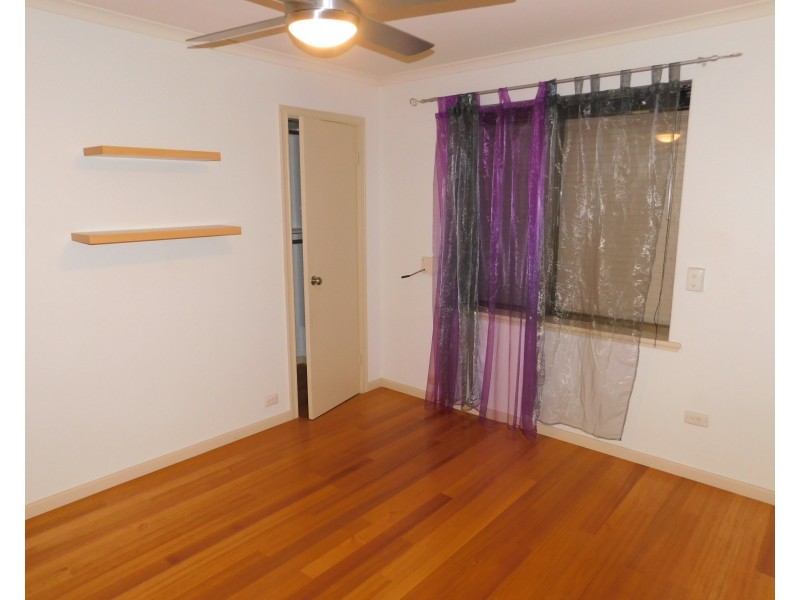 30 Methuen Way, Duncraig WA 6023