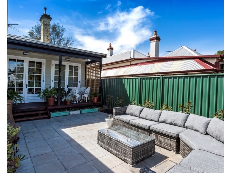 7 Turton Street, Guildford WA 6055