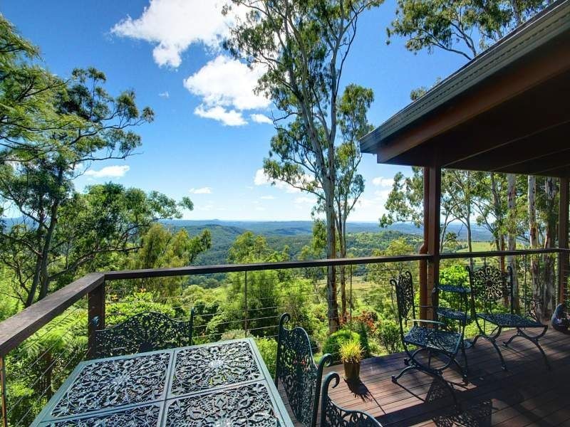 121 Hovard Road, Maleny QLD 4552