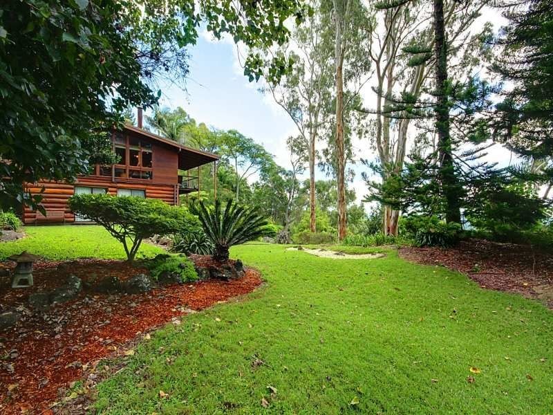 121 Hovard Road, Maleny QLD 4552