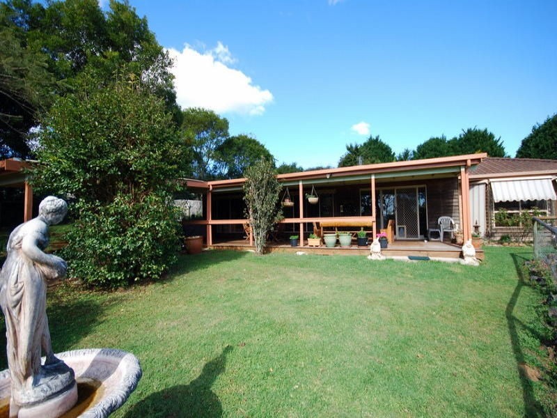 39 Beechwood Avenue, Maleny QLD 4552