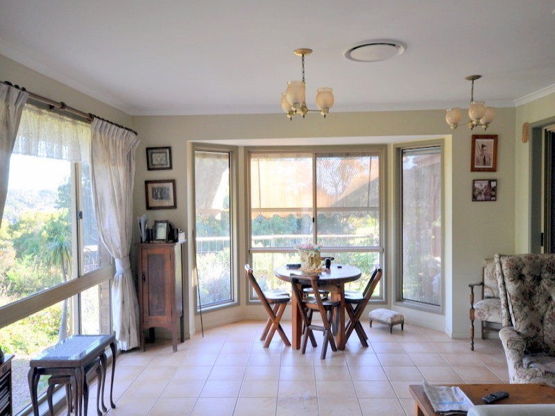 39 Beechwood Avenue, Maleny QLD 4552