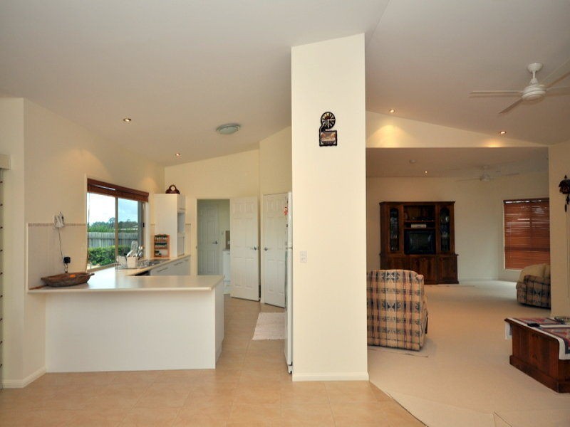 7 Macaranga Street, Maleny QLD 4552