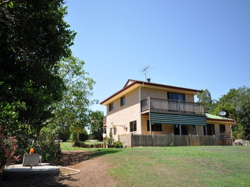 74 Mountain View Road, Maleny QLD 4552