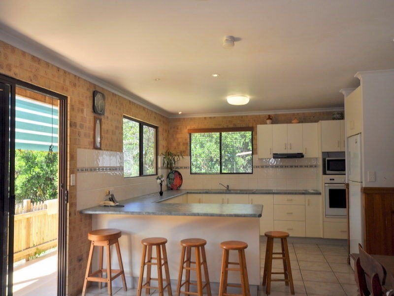 74 Mountain View Road, Maleny QLD 4552