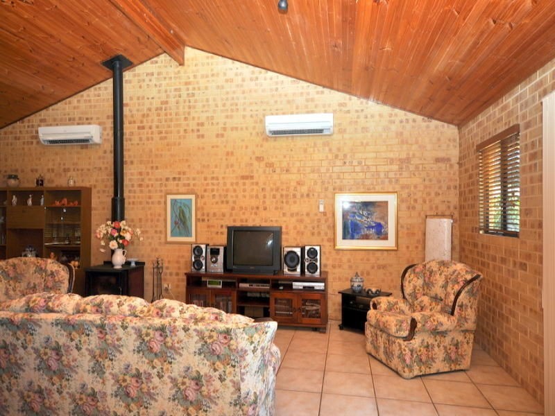 74 Mountain View Road, Maleny QLD 4552