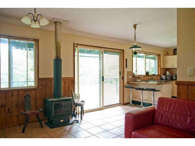 156 Teutoberg Avenue, Maleny QLD 4552