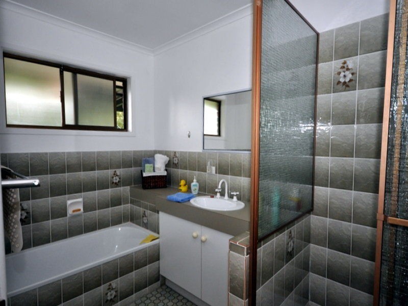 146 Storrs Rd  Peachester Street, Peachester QLD 4519