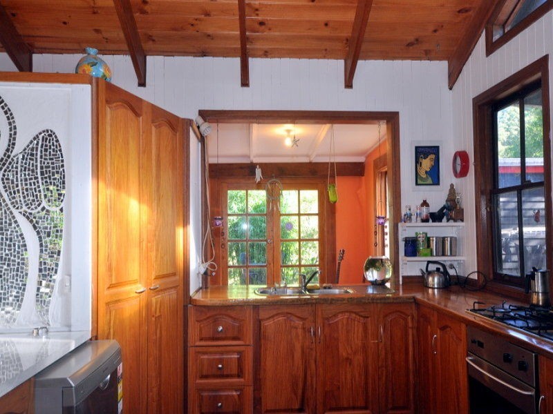 70 Chinaman Creek CAMBROON Street, Maleny QLD 4552