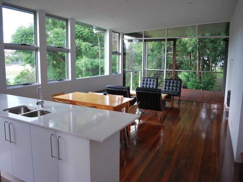 17 Ribbonwood Avenue, Maleny QLD 4552