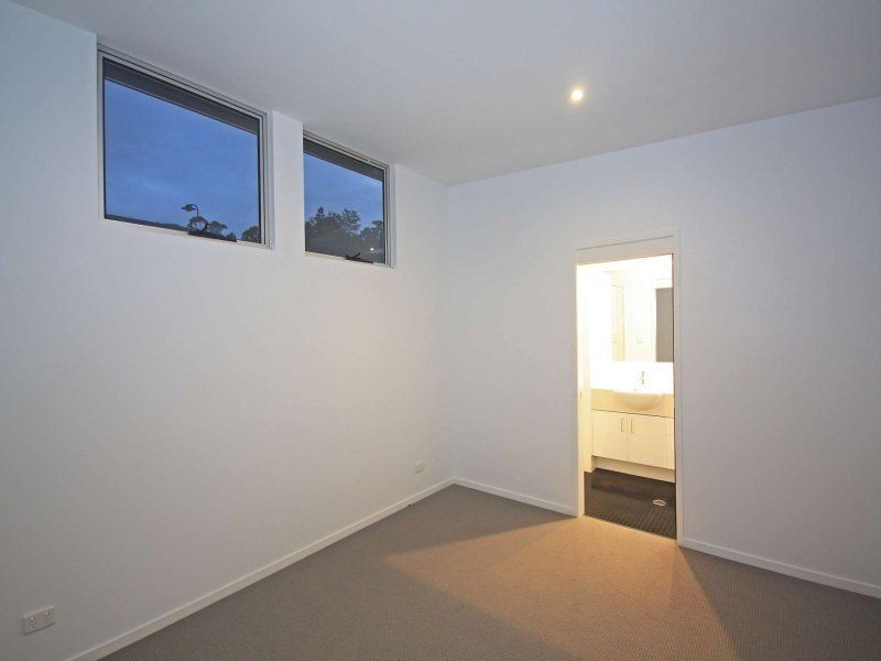 17 Ribbonwood Avenue, Maleny QLD 4552