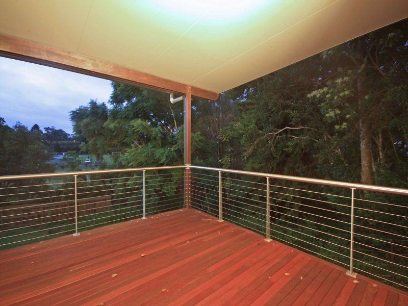 17 Ribbonwood Avenue, Maleny QLD 4552