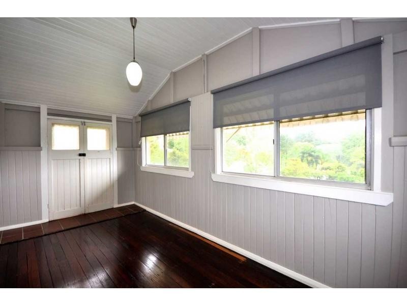 13 Beech Street, Maleny QLD 4552